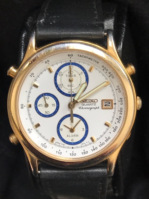 Quartz Chronograph Watch